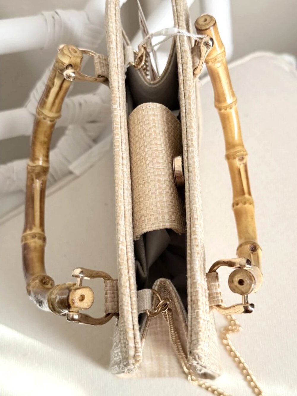 Tommy Bahama Natural Woven Straw Bag Crossbody Bamboo Handles Gold Chaiт NWT - Picture 10 of 16
